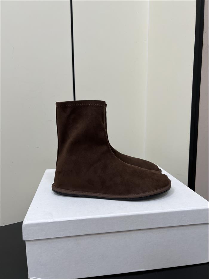 20251128173233590 310